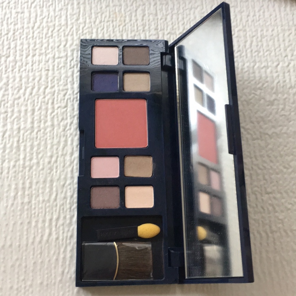Estée Lauder face palette